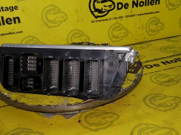 Używane Komputer sterowania silnika Mini Mini (F56) 1.5 12V Cooper Cena € 353,32 Z VAT oferowane przez autodemontage denollen