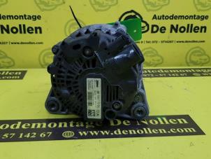 Dynamo van een Peugeot 2008 (CU) 1.2 Vti 12V PureTech 82 2017