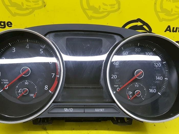 Compteur d'un Volkswagen Polo V (6R) 1.8 GTI 16V 2017