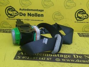 Usagé Ceinture de sécurité avant droite Opel Agila (B) 1.2 16V LPG Prix € 75,00 Règlement à la marge proposé par de Nollen autorecycling