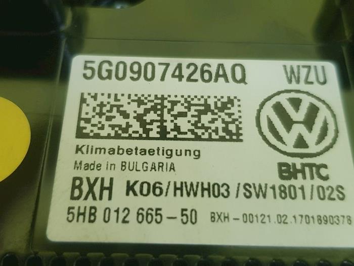 Panel sterowania nagrzewnicy z Volkswagen Golf VII (AUA) 1.4 TSI BlueMotion Technology 125 16V 2017