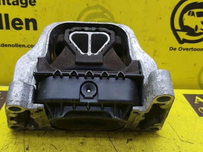 Usagé Support moteur Volkswagen Polo V (6R) 1.4 TDI 12V 90 Prix € 22,00 Règlement à la marge proposé par autodemontage denollen