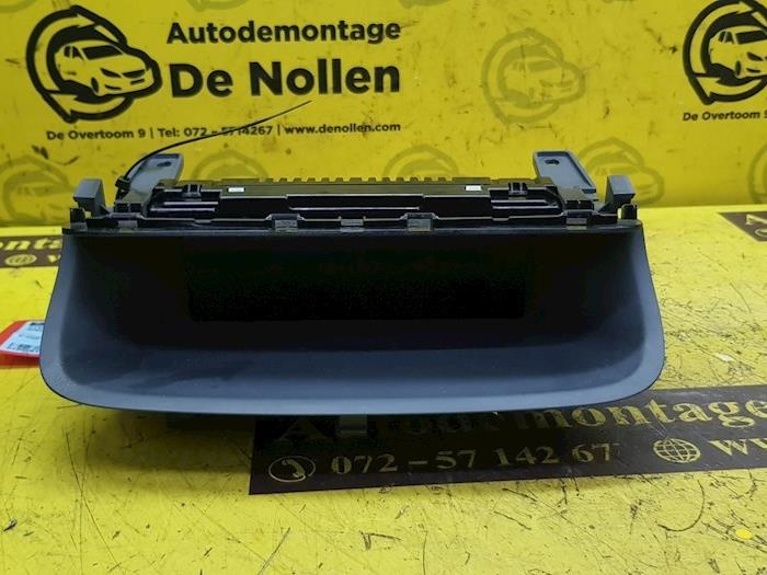 Begagnade Innerdisplay Opel Meriva Mk.II 1.4 16V Ecotec Pris på förfrågan erbjuds av autodemontage denollen