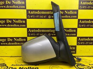 Used Wing mirror, right Ford Focus C-Max 1.8 16V Price € 40,00 Margin scheme offered by de Nollen autorecycling