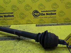 Used Front drive shaft, right Peugeot 207 CC (WB) 1.6 16V Price € 90,75 Inclusive VAT offered by de Nollen autorecycling