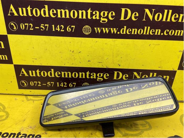 Używane Lusterko wewnetrzne Fiat Punto Evo (199) 1.3 JTD Multijet 85 16V Cena € 15,00 Procedura marży oferowane przez autodemontage denollen