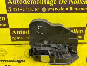Used Door lock mechanism 2-door, left BMW Z4 Roadster (E89) sDrive 23i 2.5 24V Price € 60,50 Inclusive VAT offered by de Nollen autorecycling