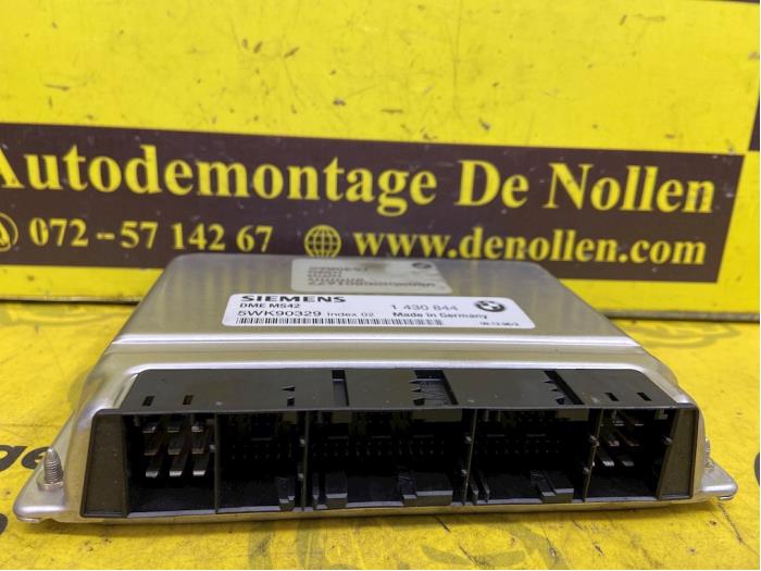 Used Engine management computer BMW 5 serie (E39) 528i 24V Price € 75,00 Margin scheme offered by autodemontage denollen