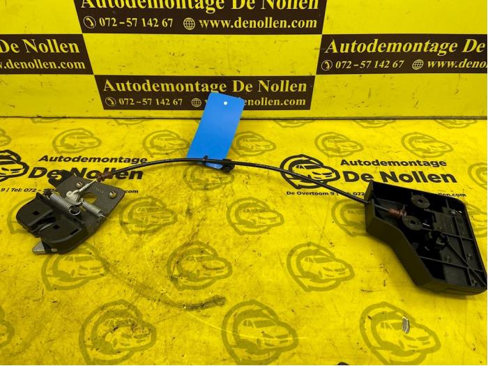 Usagé Divers BMW 3 serie (E90) 320i 16V Prix € 30,00 Règlement à la marge proposé par autodemontage denollen