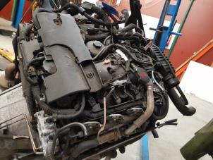 Engine from a Jaguar XF (CC9) 2.7 D V6 24V 2008