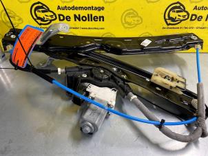 Usagé Mécanique vitre 4portes avant gauche Jaguar XF (X260) 2.0d 180 16V AWD Prix € 151,25 Prix TTC proposé par de Nollen autorecycling