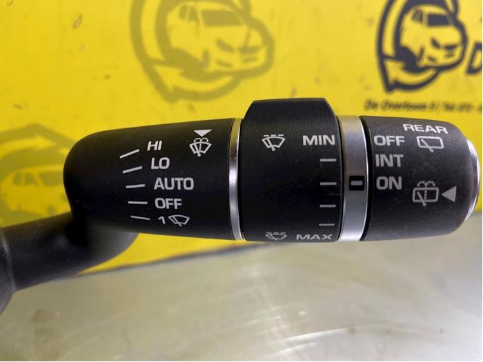Interruptor combinado columna de dirección de un Land Rover Discovery Sport (LC) 2.0 TD4 180 16V 2016