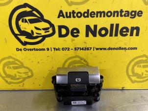 Gebrauchte Handbremse Schalter Landrover Discovery Sport (LC) 2.0 TD4 180 16V Preis € 60,50 Mit Mehrwertsteuer angeboten von de Nollen autorecycling