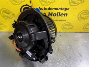 Usagé Moteur de ventilation chauffage Volkswagen T-Roc 1.6 TDI BMT 16V Prix sur demande proposé par de Nollen autorecycling