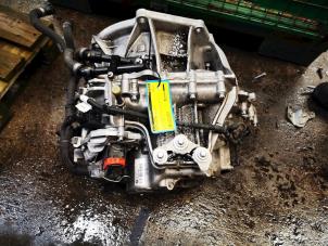 Used Gearbox Mini Countryman (F60) 2.0 16V Cooper S ALL4 Price € 2.359,50 Inclusive VAT offered by de Nollen autorecycling