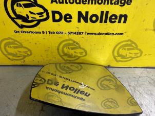 Used Mirror glass, right Ford EcoSport (JK8) 1.0 EcoBoost 12V 125 Price € 30,25 Inclusive VAT offered by de Nollen autorecycling