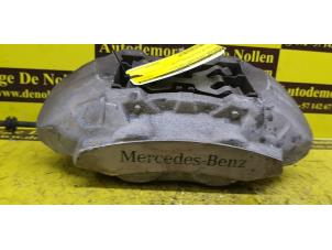 Used Front brake calliper, left Mercedes GLC (X253) 2.2 220d 16V BlueTEC 4-Matic Price € 180,29 Inclusive VAT offered by de Nollen autorecycling