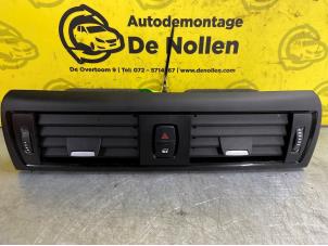 Used Dashboard vent BMW 1 serie (F20) 116i 1.6 16V Price € 50,00 Margin scheme offered by de Nollen autorecycling