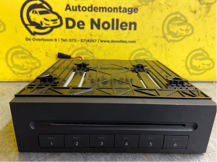 Begagnade CD-spelare Mercedes SLK (R171) 3.5 350 V6 24V Pris € 139,00 Marginaltabell erbjuds av autodemontage denollen