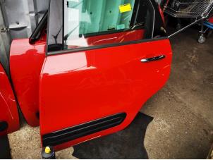 Gebrauchte Tür 4-türig links hinten Fiat 500L (199) 1.3 D 16V Multijet Preis € 250,00 Margenregelung angeboten von de Nollen autorecycling
