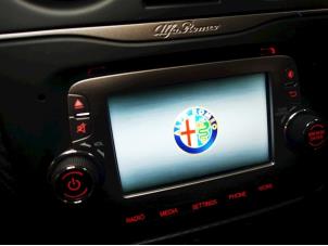Gebrauchte Radio CD Spieler Alfa Romeo MiTo (955) 0.9 TwinAir Preis € 300,00 Margenregelung angeboten von de Nollen autorecycling