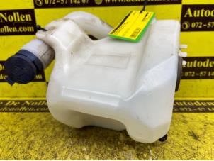 Used Front windscreen washer reservoir Alfa Romeo MiTo (955) 0.9 TwinAir Price € 25,00 Margin scheme offered by de Nollen autorecycling