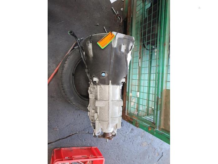Usagé Boite de vitesses BMW 3 serie Touring (F31) 318d 2.0 16V Prix € 1.210,00 Prix TTC proposé par autodemontage denollen