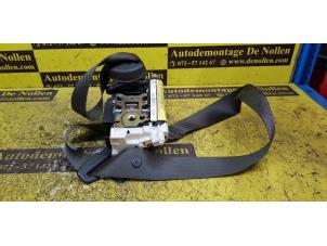 Used Front seatbelt, right Fiat Punto II (188) 1.2 16V 3-Drs. Price € 27,95 Margin scheme offered by de Nollen autorecycling