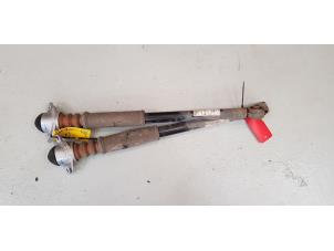 Used Shock absorber kit Seat Ibiza IV (6J5) 1.2 12V Price € 60,50 Inclusive VAT offered by de Nollen autorecycling