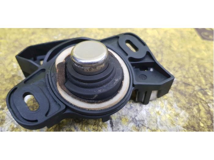 Gebrauchte Zündspule Opel Vectra C GTS 3.0 CDTI V6 24V Preis € 20,00 Margenregelung angeboten von autodemontage denollen