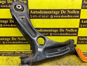 Used Front wishbone, left Skoda Citigo 1.0 12V Price € 45,00 Margin scheme offered by de Nollen autorecycling