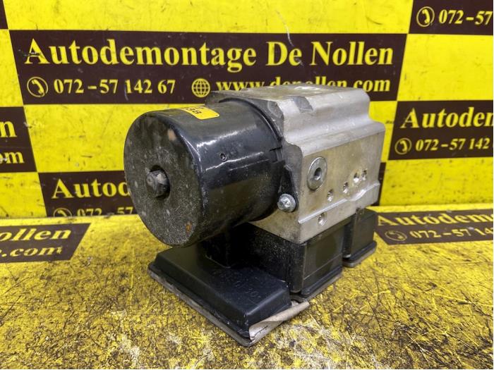 Usagé Bloc ABS Opel Vectra C GTS 3.0 CDTI V6 24V Prix € 95,00 Règlement à la marge proposé par autodemontage denollen