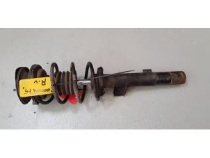 Used Front shock absorber rod, right BMW 3 serie (E92) 320i 16V Price on request offered by de Nollen autorecycling