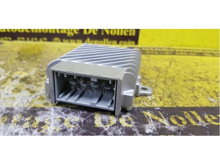 Używane Modul radiowy BMW 1 serie (F20) M140i 3.0 24V Van Cena € 181,50 Z VAT oferowane przez autodemontage denollen