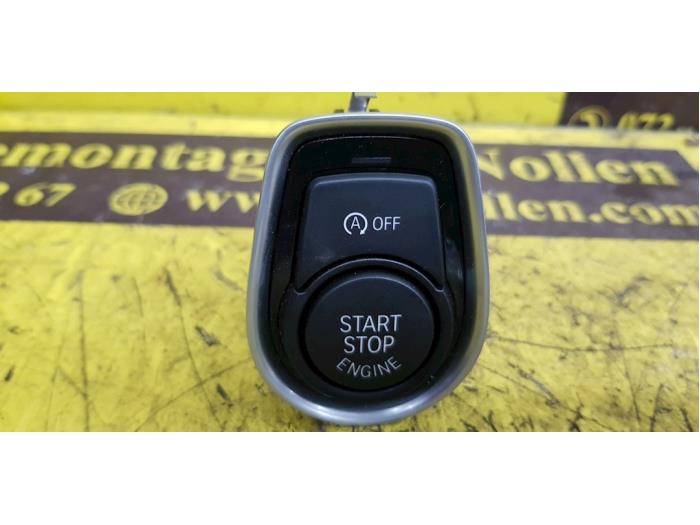 Start/Stopp Schalter van een BMW 1 serie (F20) M140i 3.0 24V Van 2019