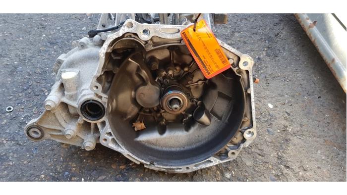 Gebrauchte Getriebe Opel Karl 1.0 12V Preis € 605,00 Mit Mehrwertsteuer angeboten von autodemontage denollen