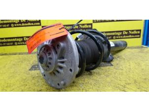 Used Front shock absorber, right BMW 1 serie (F20) 116i 1.5 12V Price € 151,25 Inclusive VAT offered by de Nollen autorecycling