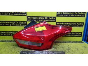 Used Taillight, right Ford Focus 3 1.0 Ti-VCT EcoBoost 12V 125 Price € 60,50 Inclusive VAT offered by de Nollen autorecycling