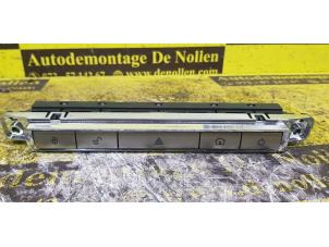 Used Panic lighting switch Jaguar XF (CC9) 2.7 D V6 24V Price € 36,30 Inclusive VAT offered by de Nollen autorecycling