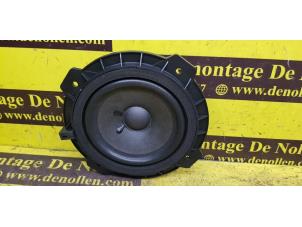 Used Speaker Ssang Yong Tivoli 1.6 e-XDi 16V 2WD Price € 42,35 Inclusive VAT offered by de Nollen autorecycling