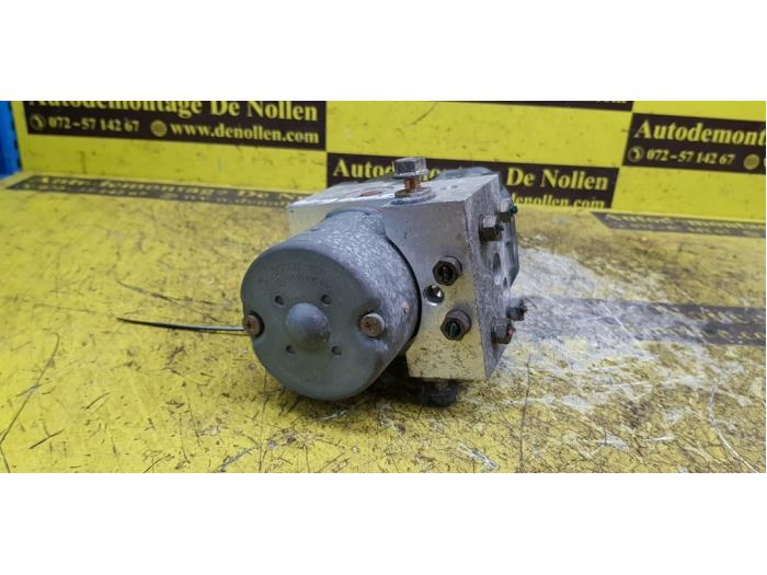 Begagnade ABS-pump Renault Megane Break/Grandtour (KA) 1.6 16V RXE,RXT Pris € 48,00 Marginaltabell erbjuds av autodemontage denollen