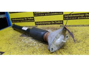 Used Rear shock absorber rod, left BMW 2 serie (F23) 218i 1.5 TwinPower Turbo 12V Price € 48,40 Inclusive VAT offered by de Nollen autorecycling