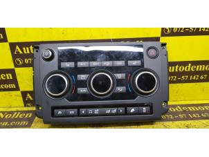 Used Heater control panel Landrover Discovery V (LR) 2.0 Td4 16V Price € 211,75 Inclusive VAT offered by de Nollen autorecycling