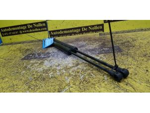 Used Set of gas struts for boot Peugeot 208 I (CA/CC/CK/CL) 1.2 Vti 12V PureTech 82 Price on request offered by de Nollen autorecycling