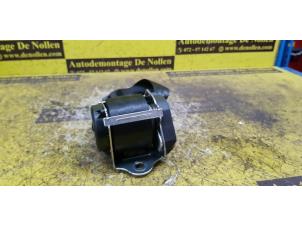Used Rear seatbelt, right Landrover Discovery V (LR) 2.0 Td4 16V Price € 60,50 Inclusive VAT offered by de Nollen autorecycling