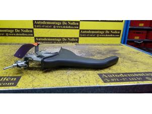 Used Parking brake lever Opel Karl 1.0 12V Price € 60,50 Inclusive VAT offered by de Nollen autorecycling