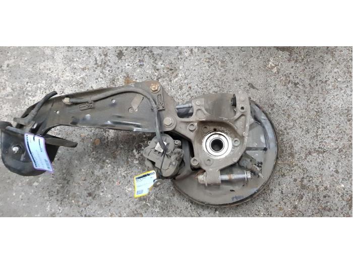 Rear brake calliper, left from a Volkswagen Golf VII Variant (AUVV) 2.0 R 4Motion 16V 2017