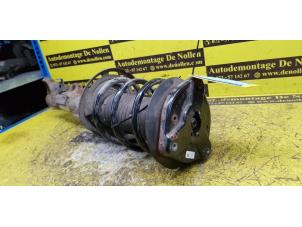 Used Fronts shock absorber, left Mercedes E (W212) E-220 CDI 16V BlueTEC Price € 75,00 Margin scheme offered by de Nollen autorecycling