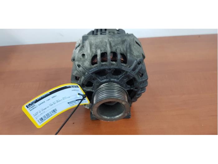 Begagnade Dynamo Renault Espace (JE) 2.0i 16V Pris € 50,00 Marginaltabell erbjuds av autodemontage denollen