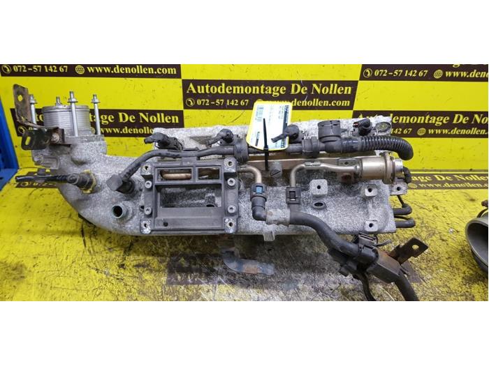 Begagnade Kolektor dolotowy Opel Corsa III 1.6 16V VXR Turbo Pris € 225,00 Marginaltabell erbjuds av autodemontage denollen